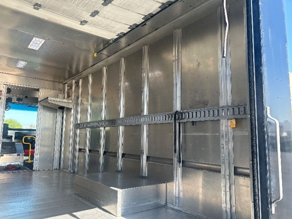 Walk-in Van (Step Van)-Light and Medium Duty Trucks-Freightliner-2024-MT45-Torrance-CA-73,546\n\t\tmiles-$ 74,500 - Image 11
