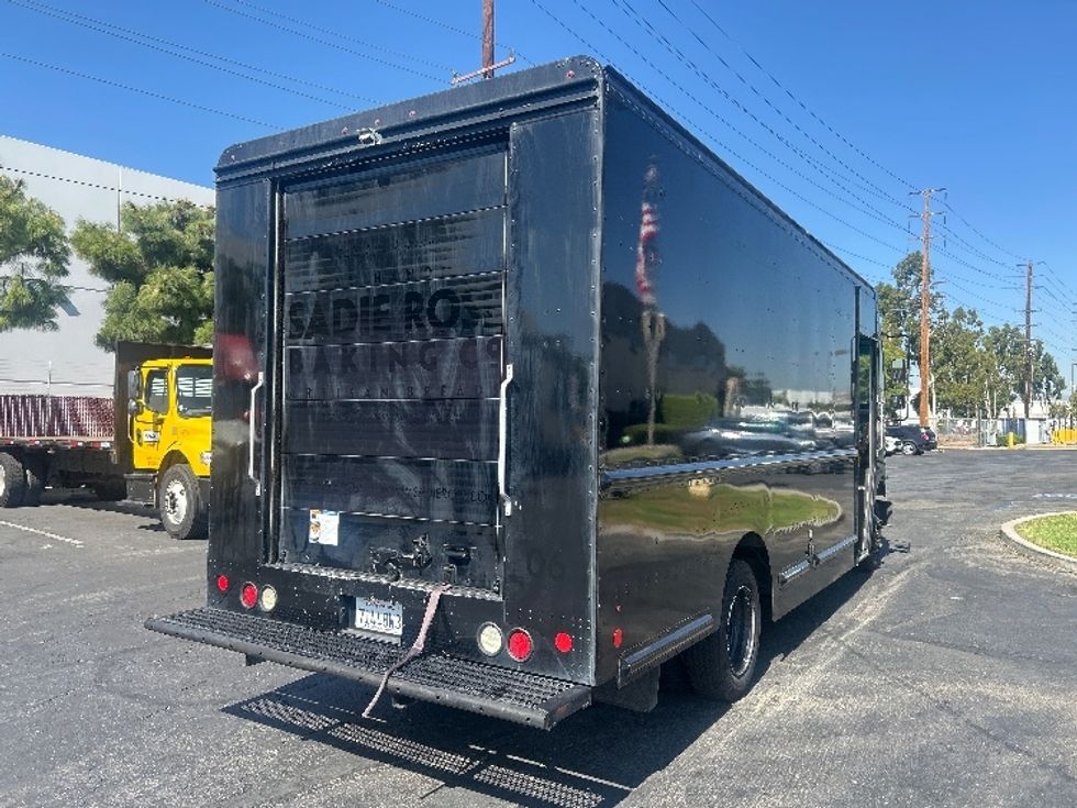 Walk-in Van (Step Van)-Light and Medium Duty Trucks-Freightliner-2024-MT45-Torrance-CA-73,546\n\t\tmiles-$ 74,500 - Image 12