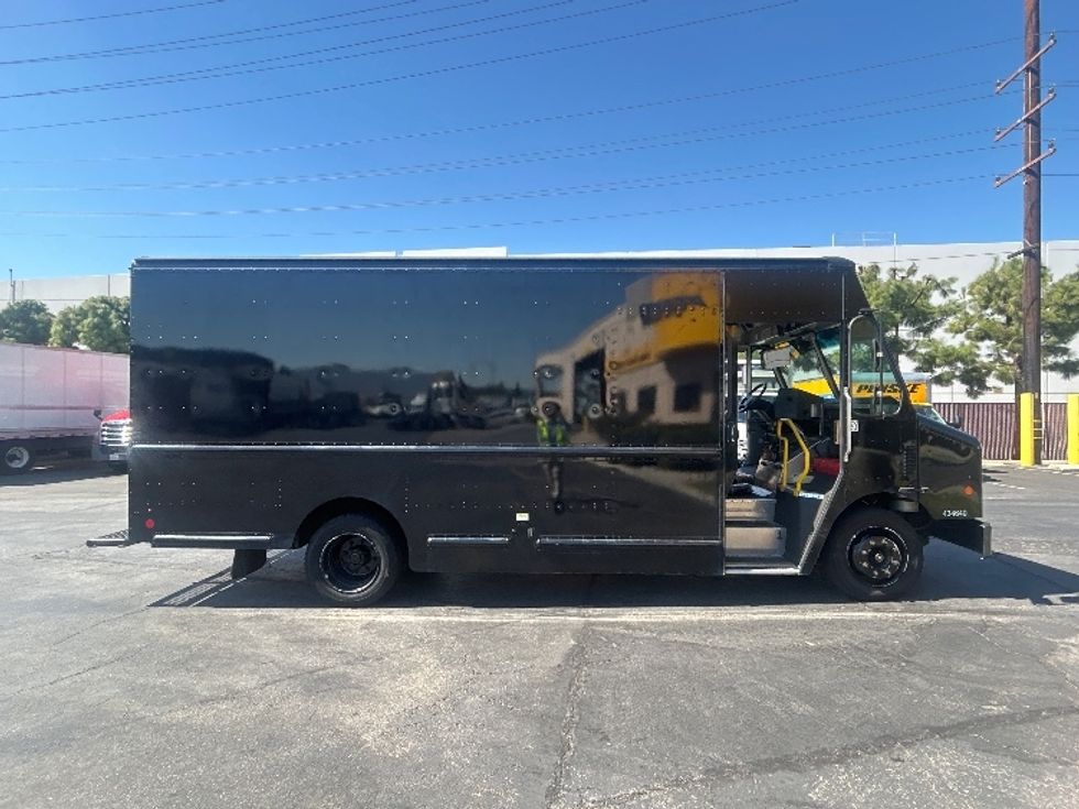 Walk-in Van (Step Van)-Light and Medium Duty Trucks-Freightliner-2024-MT45-Torrance-CA-73,546\n\t\tmiles-$ 74,500 - Image 14