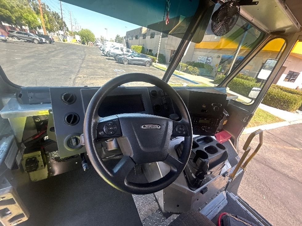 Walk-in Van (Step Van)-Light and Medium Duty Trucks-Freightliner-2024-MT45-Torrance-CA-73,546\n\t\tmiles-$ 74,500 - Image 17
