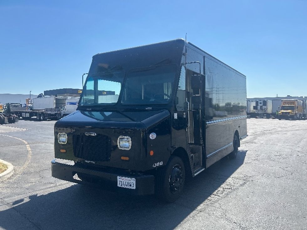 Walk-in Van (Step Van)-Light and Medium Duty Trucks-Freightliner-2024-MT45-Torrance-CA-73,546\n\t\tmiles-$ 74,500 - Image 3