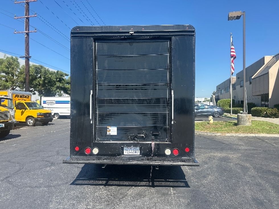 Walk-in Van (Step Van)-Light and Medium Duty Trucks-Freightliner-2024-MT45-Torrance-CA-73,546\n\t\tmiles-$ 74,500 - Image 7