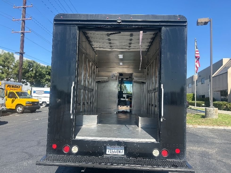 Walk-in Van (Step Van)-Light and Medium Duty Trucks-Freightliner-2024-MT45-Torrance-CA-73,546\n\t\tmiles-$ 74,500 - Image 8