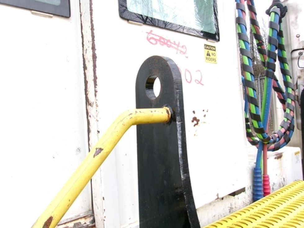 Yard Truck-Heavy Duty Tractors-Autocar-2014-XSPOTTER-Greensboro-NC-51,156\n\t\tmiles-$ 39,250 - Image 14