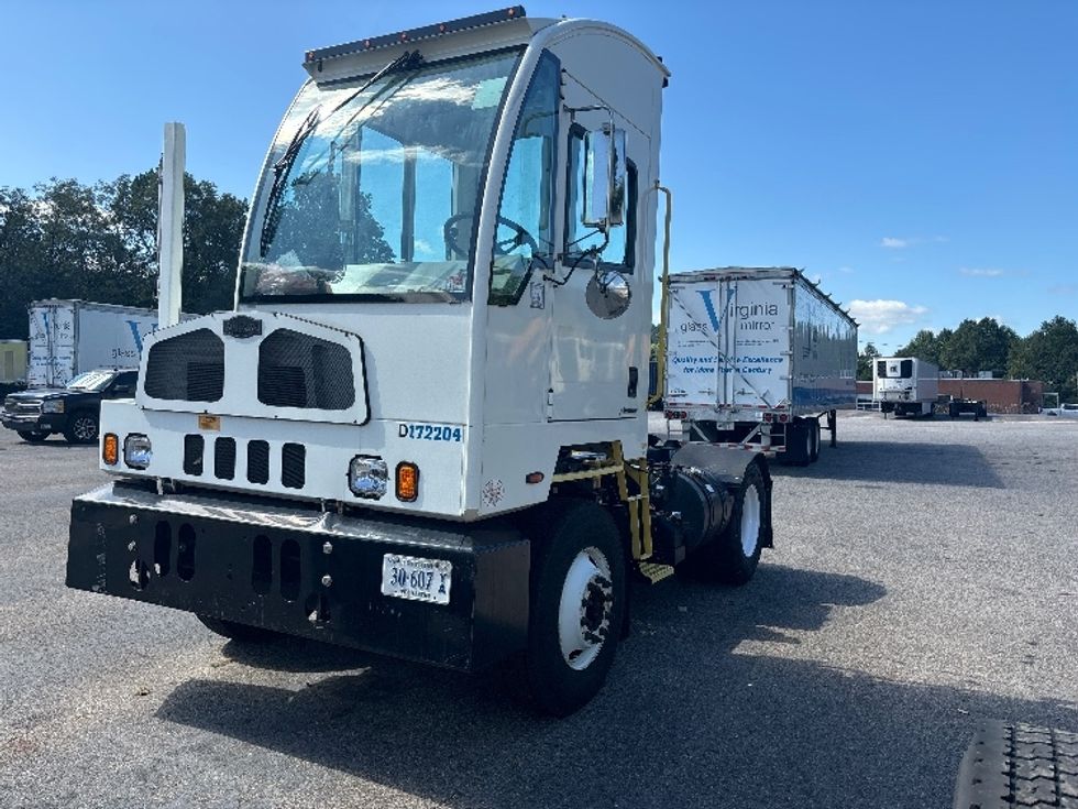 2017 Autocar XSPOTTER Yard Truck