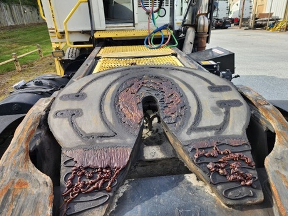 Yard Truck-Heavy Duty Tractors-Autocar-2018-XSPOTTER-Greensboro-NC-248,937\n\t\tmiles-$ 40,000 - Image 13