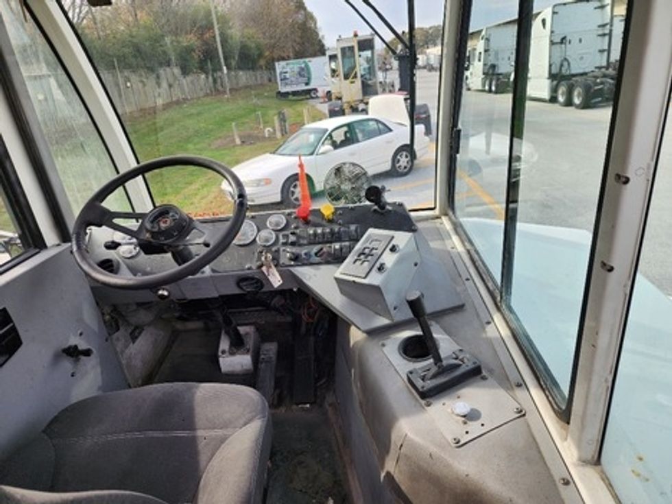 Yard Truck-Heavy Duty Tractors-Autocar-2018-XSPOTTER-Greensboro-NC-248,937\n\t\tmiles-$ 40,000 - Image 15