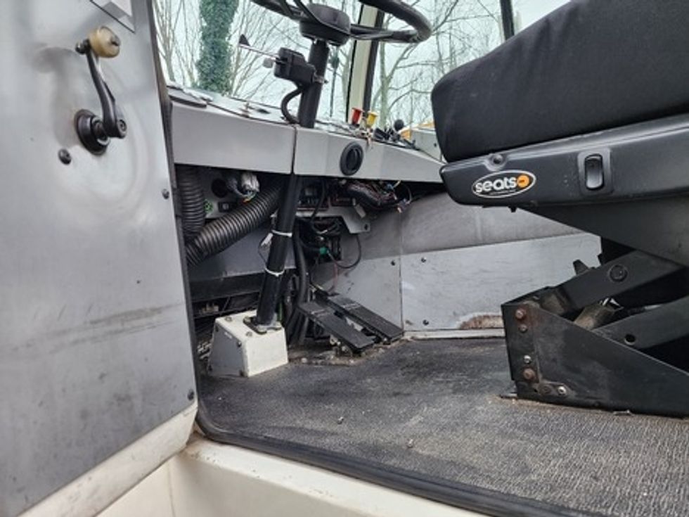 Yard Truck-Heavy Duty Tractors-Autocar-2019-XSPOTTER-Greensboro-NC-41,943\n\t\tmiles-$ 67,500 - Image 18