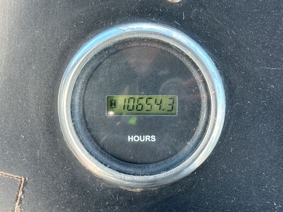 Yard Truck-Heavy Duty Tractors-Autocar-2020-ACTT42-Kalamazoo-MI-49,880\n\t\tmiles-$ 68,750 - Image 12