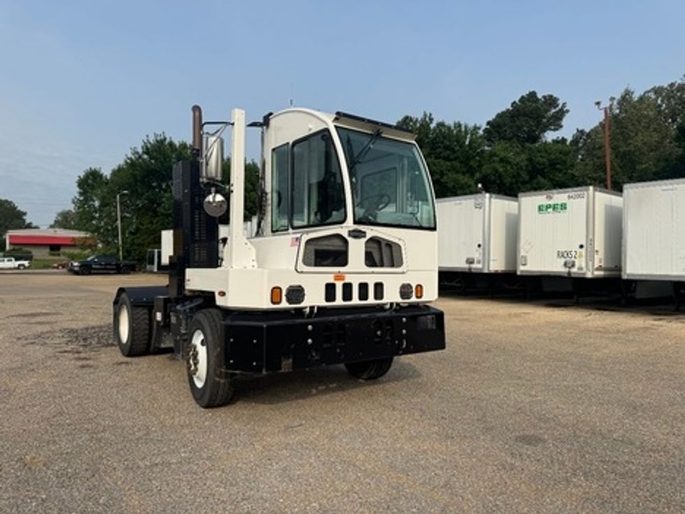 Yard Truck-Heavy Duty Tractors-Autocar-2020-XSPOTTER-Belden-MS-68,841\n\t\tmiles-$ 72,000 - Image 1