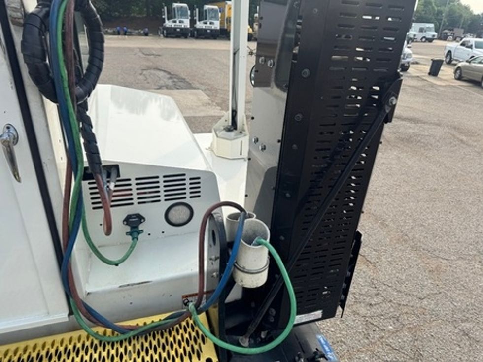 Yard Truck-Heavy Duty Tractors-Autocar-2020-XSPOTTER-Belden-MS-68,841\n\t\tmiles-$ 72,000 - Image 11