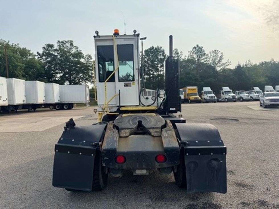 Yard Truck-Heavy Duty Tractors-Autocar-2020-XSPOTTER-Belden-MS-68,841\n\t\tmiles-$ 72,000 - Image 4