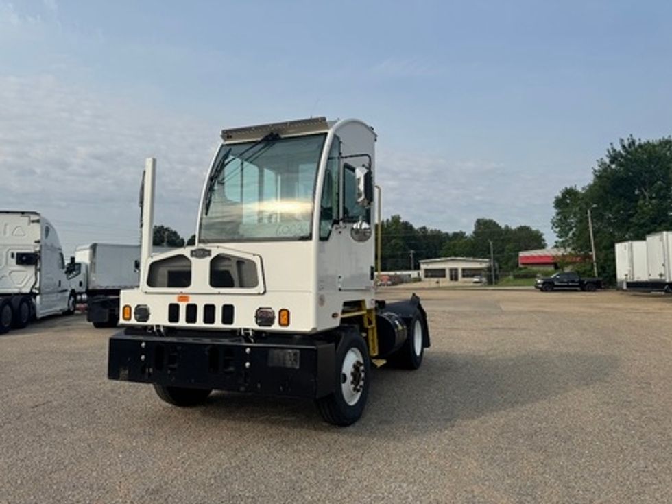 Yard Truck-Heavy Duty Tractors-Autocar-2020-XSPOTTER-Belden-MS-68,841\n\t\tmiles-$ 72,000 - Image 7