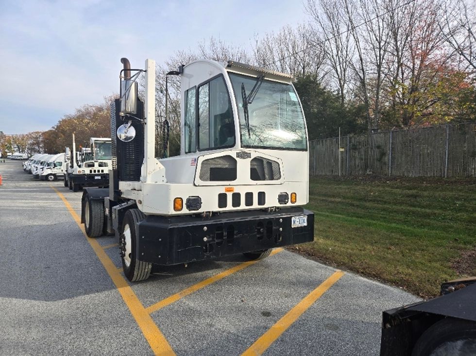 Yard Truck-Heavy Duty Tractors-Autocar-2020-XSPOTTER-Greensboro-NC-0\n\t\tmiles-$ 80,000 - Image 1