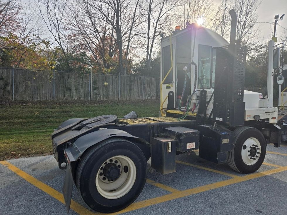 Yard Truck-Heavy Duty Tractors-Autocar-2020-XSPOTTER-Greensboro-NC-0\n\t\tmiles-$ 80,000 - Image 3