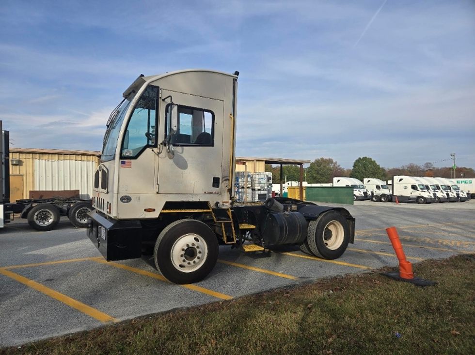 Yard Truck-Heavy Duty Tractors-Autocar-2020-XSPOTTER-Greensboro-NC-0\n\t\tmiles-$ 80,000 - Image 6