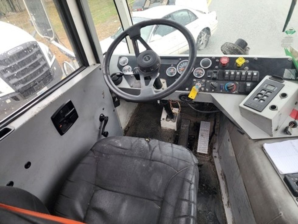 Yard Truck-Heavy Duty Tractors-Autocar-2020-XSPOTTER-Greensboro-NC-24,799\n\t\tmiles-$ 60,000 - Image 9