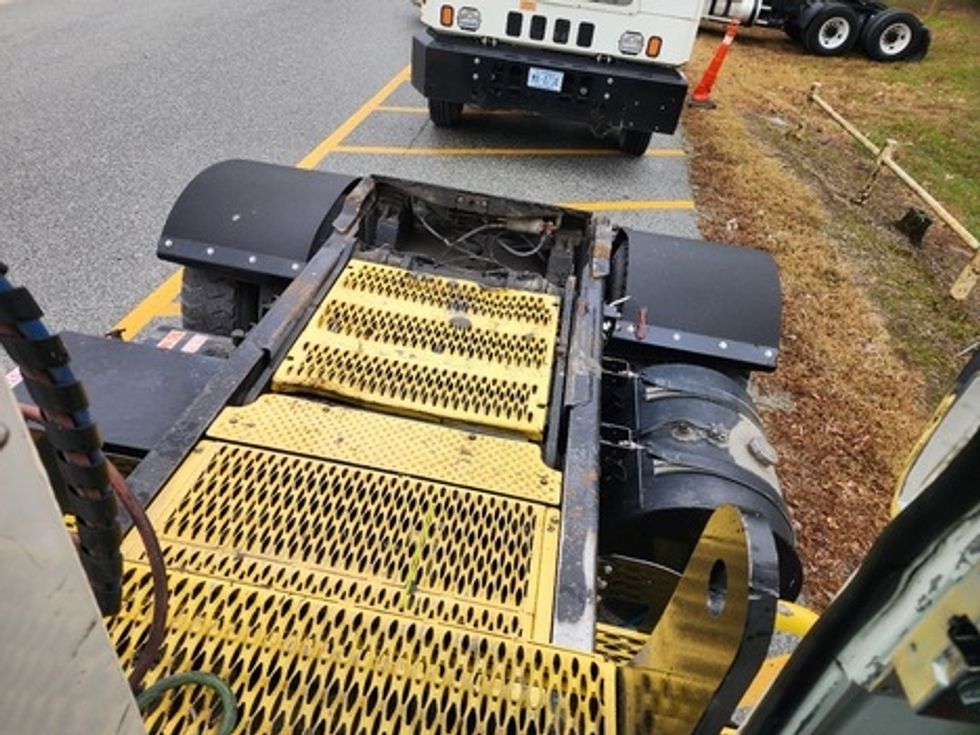 Yard Truck-Heavy Duty Tractors-Autocar-2020-XSPOTTER-Greensboro-NC-35,443\n\t\tmiles-$ 60,000 - Image 13