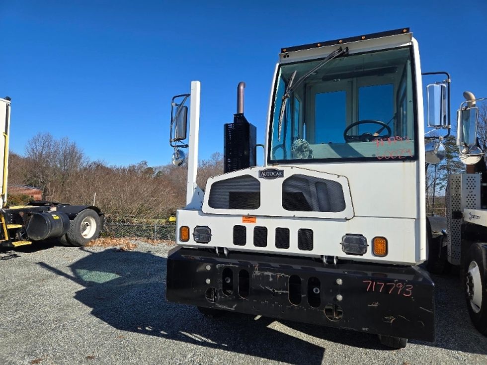 Yard Truck-Heavy Duty Tractors-Autocar-2020-XSPOTTER-Greensboro-NC-35,443\n\t\tmiles-$ 60,000 - Image 3
