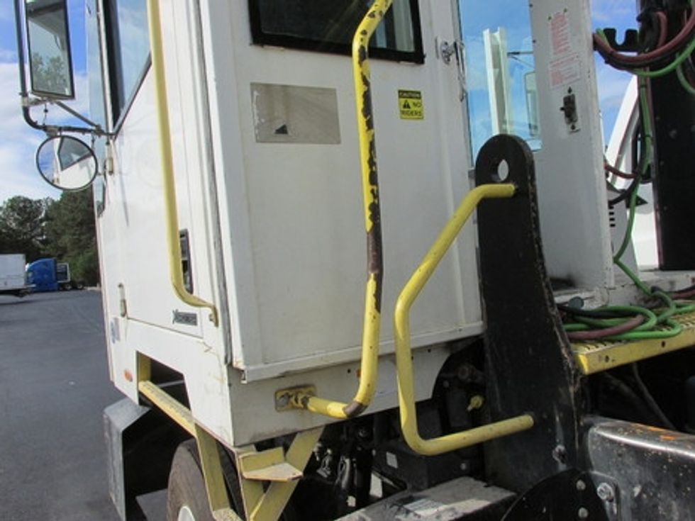 Yard Truck-Heavy Duty Tractors-Autocar-2020-XSPOTTER-Lithia Springs-GA-31,326\n\t\tmiles-$ 64,000 - Image 12