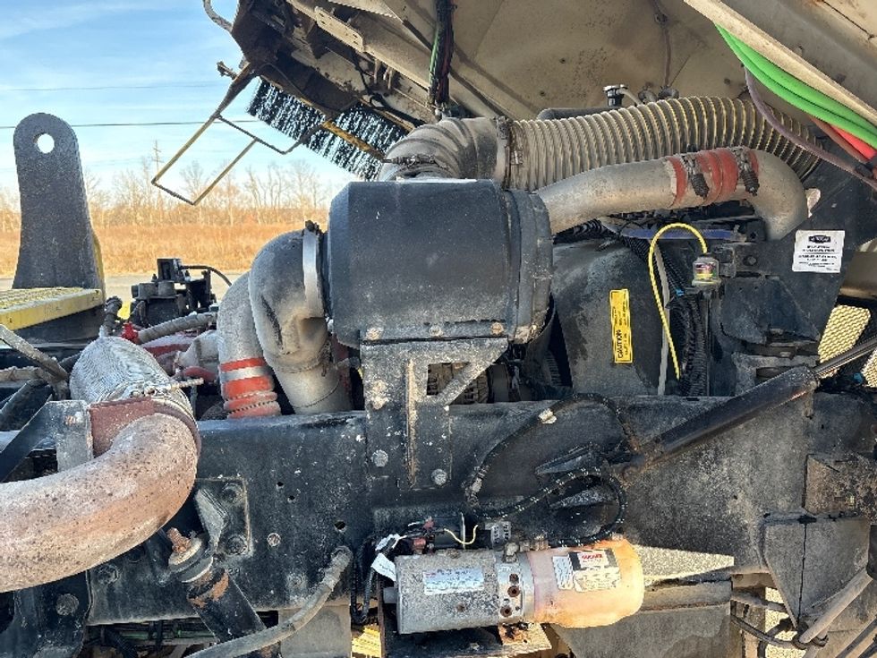 Yard Truck-Heavy Duty Tractors-Autocar-2022-ACTT42-Kalamazoo-MI-59,514\n\t\tmiles-$ 94,750 - Image 14