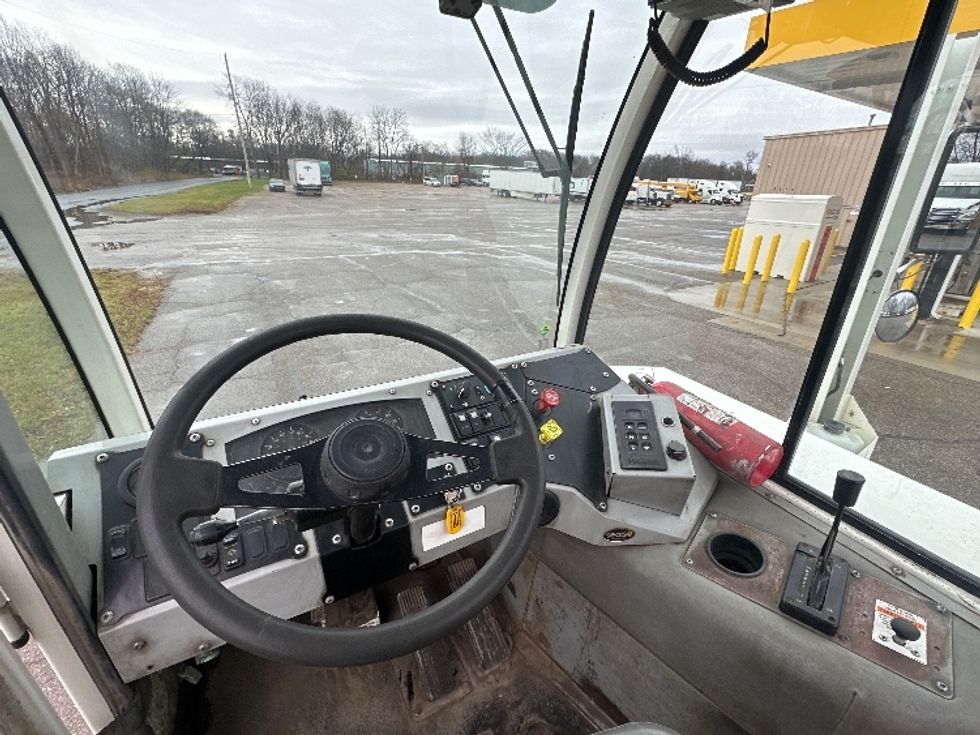 Yard Truck-Heavy Duty Tractors-Autocar-2022-ACTT42-Kalamazoo-MI-61,625\n\t\tmiles-$ 88,750 - Image 11