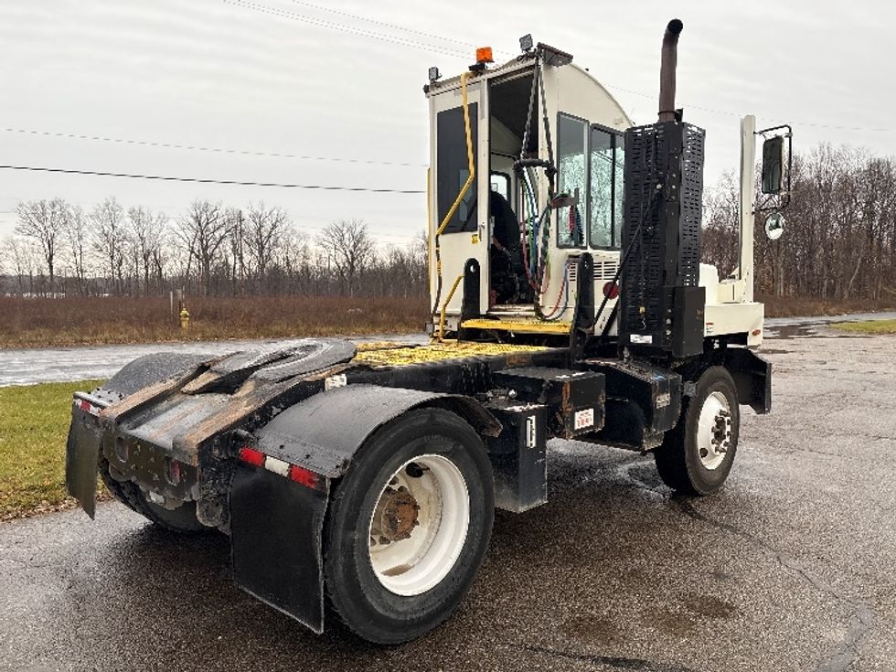 Yard Truck-Heavy Duty Tractors-Autocar-2022-ACTT42-Kalamazoo-MI-64,176\n\t\tmiles-$ 88,250 - Image 7