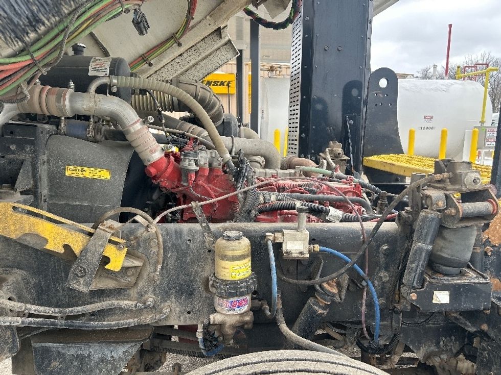 Yard Truck-Heavy Duty Tractors-Autocar-2023-ACTT42-Cadillac-MI-36,972\n\t\tmiles-$ 110,250 - Image 16