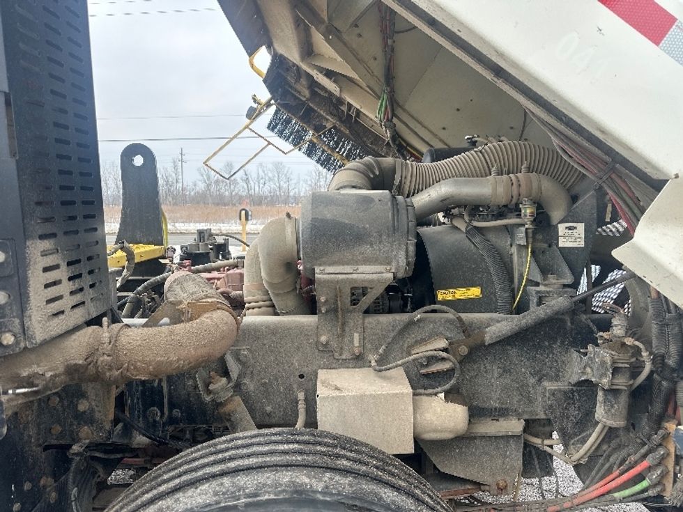 Yard Truck-Heavy Duty Tractors-Autocar-2023-ACTT42-Kalamazoo-MI-49,004\n\t\tmiles-$ 107,250 - Image 15