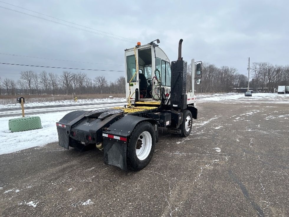 Yard Truck-Heavy Duty Tractors-Autocar-2023-ACTT42-Kalamazoo-MI-49,004\n\t\tmiles-$ 107,250 - Image 7
