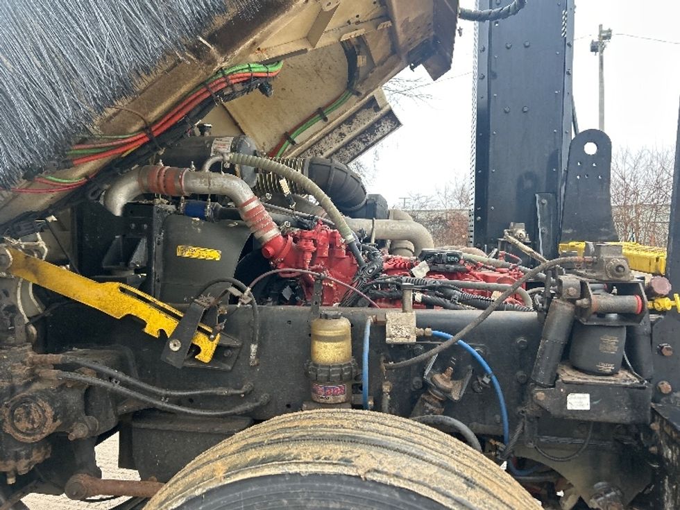 Yard Truck-Heavy Duty Tractors-Autocar-2023-ACTT42-Kalamazoo-MI-51,432\n\t\tmiles-$ 107,250 - Image 16