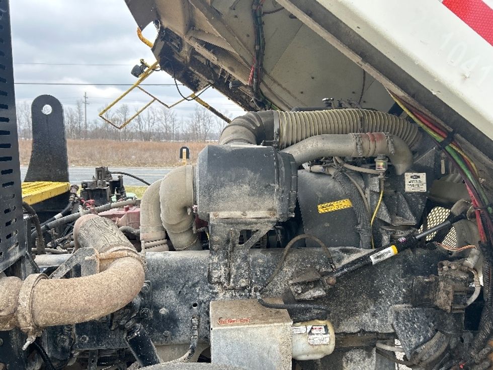 Yard Truck-Heavy Duty Tractors-Autocar-2023-ACTT42-Kalamazoo-MI-53,204\n\t\tmiles-$ 106,750 - Image 15