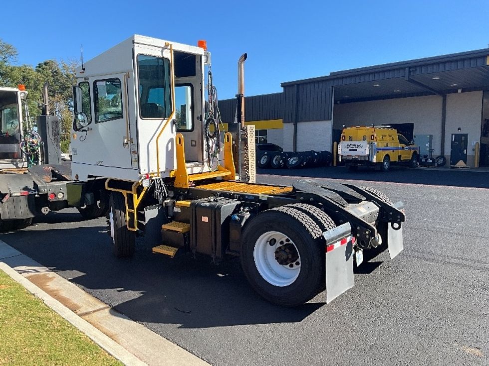 Yard Truck-Heavy Duty Tractors-Capacity Of Texas-2017-SABRE5-Atlanta (Forest Park)-GA-32,594\n\t\tmiles-$ 56,000 - Image 5