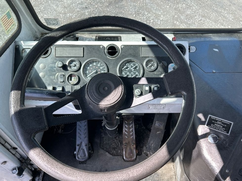 Yard Truck-Heavy Duty Tractors-Capacity Of Texas-2017-TJ5000-Cleona-PA-33,910\n\t\tmiles-$ 49,750 - Image 11