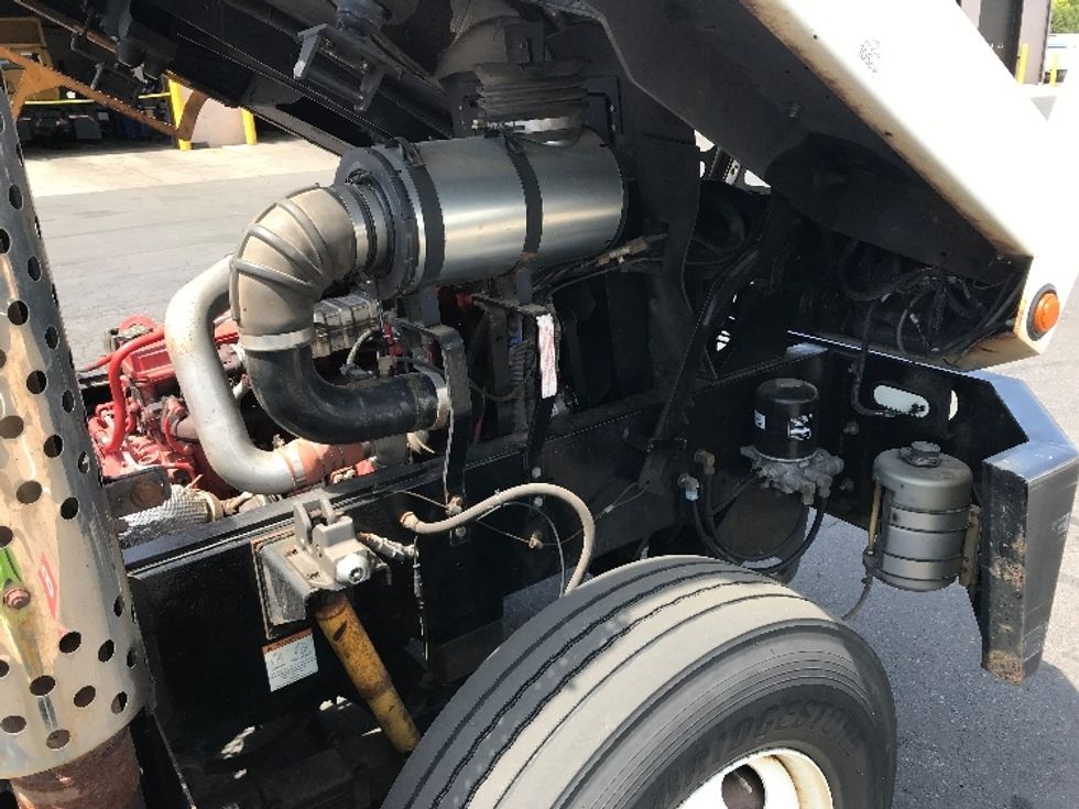 Yard Truck-Heavy Duty Tractors-Capacity Of Texas-2017-TJ5000-Reading-PA-280,174\n\t\tmiles-$ 49,750 - Image 15