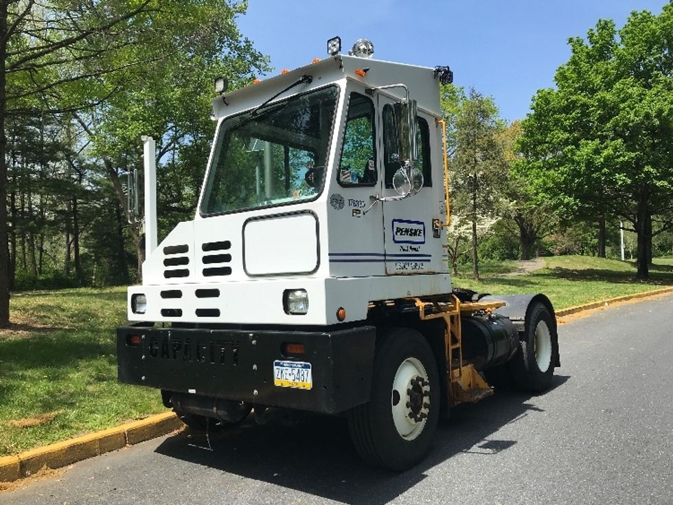 Yard Truck-Heavy Duty Tractors-Capacity Of Texas-2017-TJ5000-Reading-PA-280,174\n\t\tmiles-$ 49,750 - Image 3