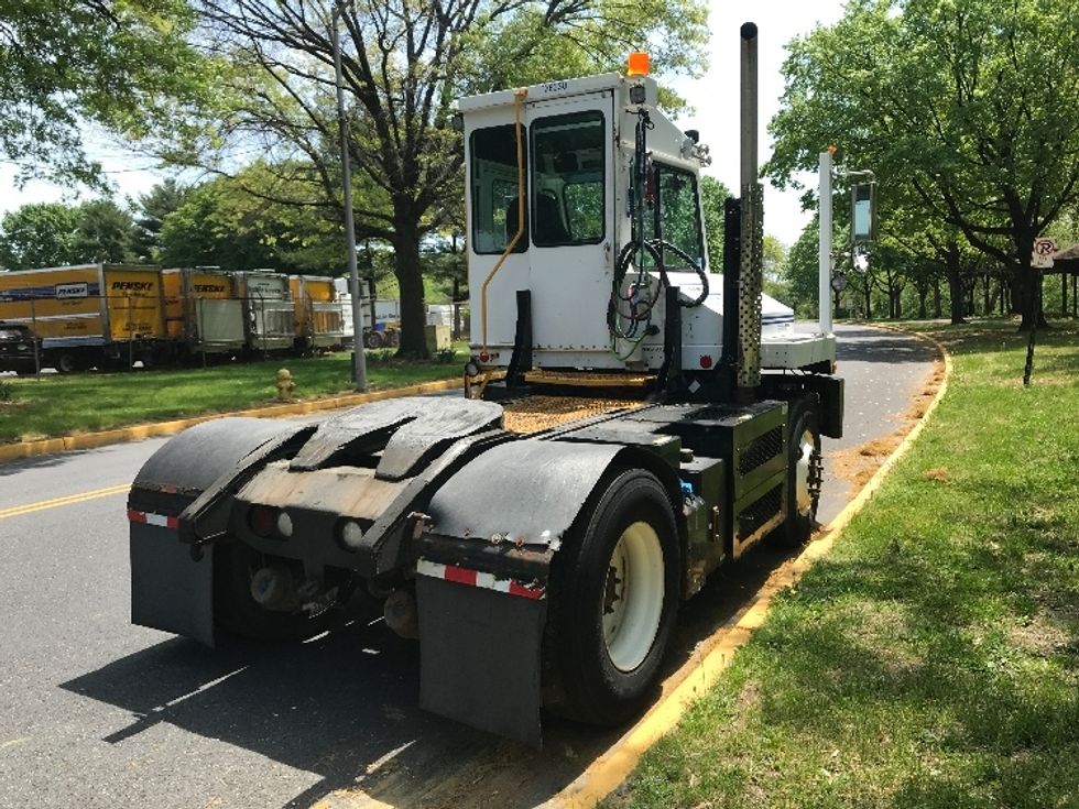 Yard Truck-Heavy Duty Tractors-Capacity Of Texas-2017-TJ5000-Reading-PA-280,174\n\t\tmiles-$ 49,750 - Image 7