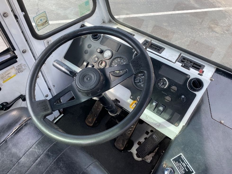 Yard Truck-Heavy Duty Tractors-Capacity Of Texas-2017-TJ5000-York-PA-74,454\n\t\tmiles-$ 50,750 - Image 11