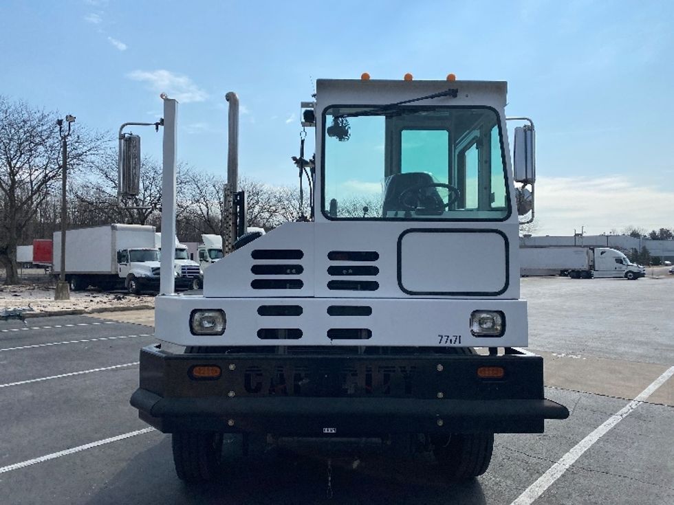 Yard Truck-Heavy Duty Tractors-Capacity Of Texas-2017-TJ5000-York-PA-74,454\n\t\tmiles-$ 50,750 - Image 2