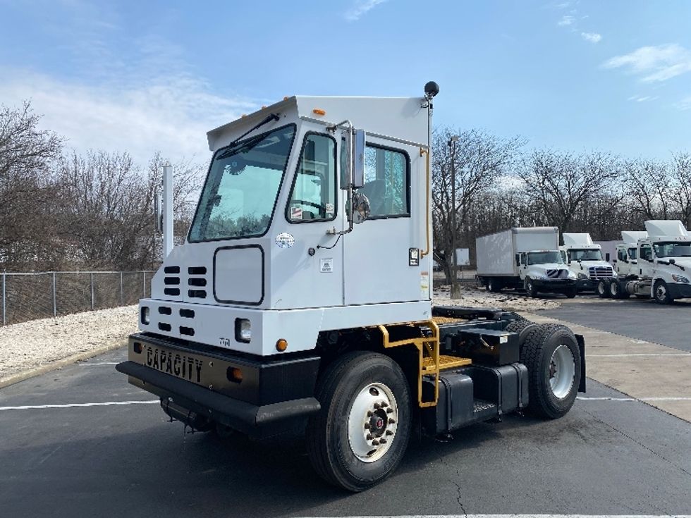 Yard Truck-Heavy Duty Tractors-Capacity Of Texas-2017-TJ5000-York-PA-74,454\n\t\tmiles-$ 50,750 - Image 3