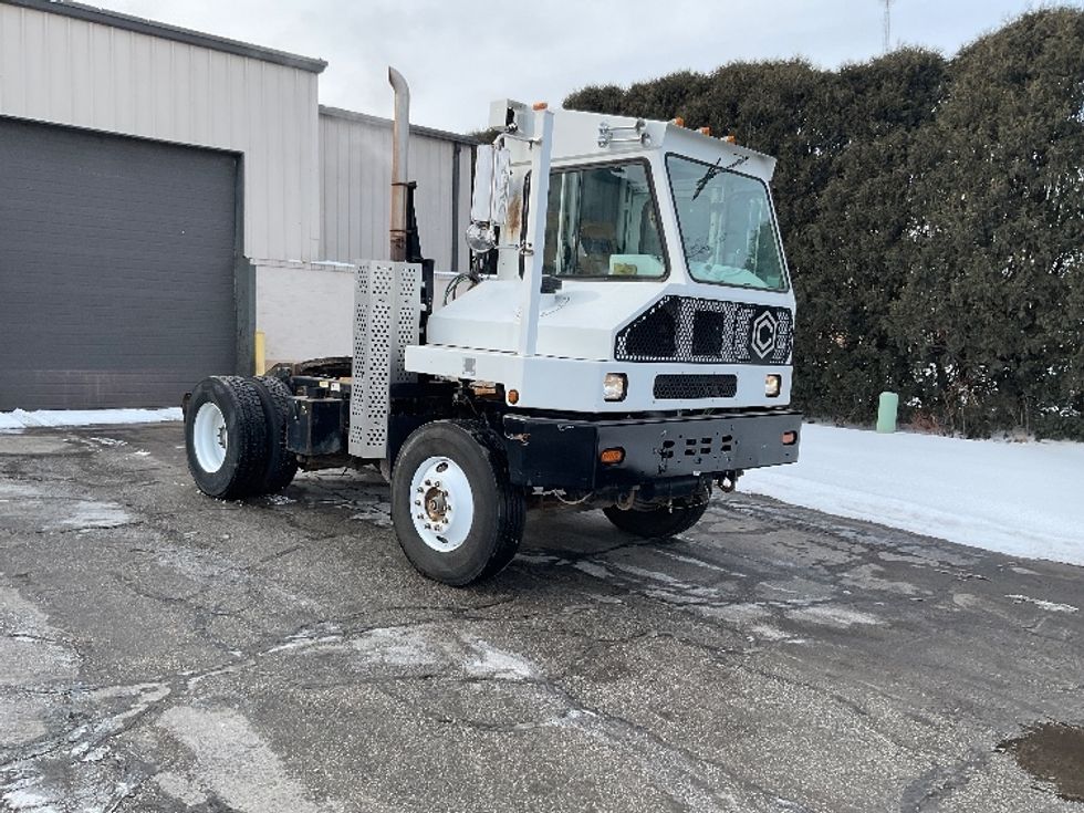 Yard Truck-Heavy Duty Tractors-Capacity Of Texas-2018-SABRE5-La Porte-IN-27,500\n\t\tmiles-$ 48,500 - Image 1