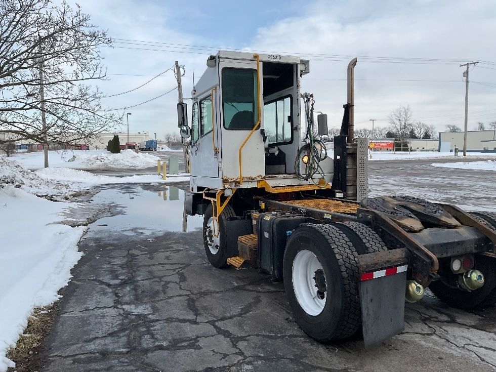 Yard Truck-Heavy Duty Tractors-Capacity Of Texas-2018-SABRE5-La Porte-IN-27,500\n\t\tmiles-$ 48,500 - Image 5