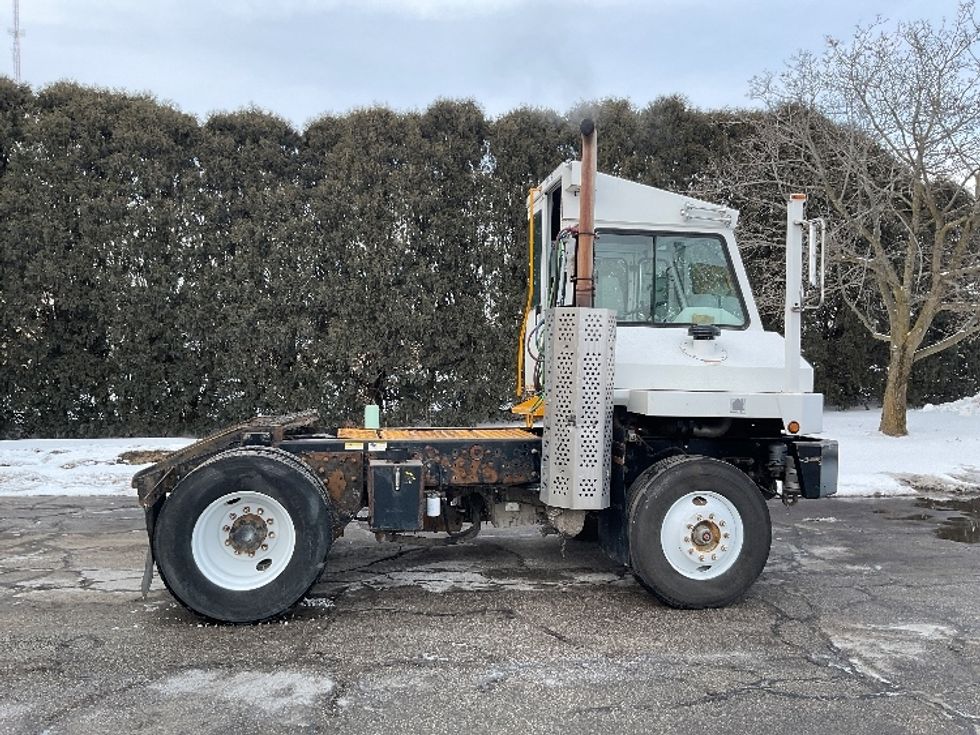 Yard Truck-Heavy Duty Tractors-Capacity Of Texas-2018-SABRE5-La Porte-IN-27,500\n\t\tmiles-$ 48,500 - Image 8