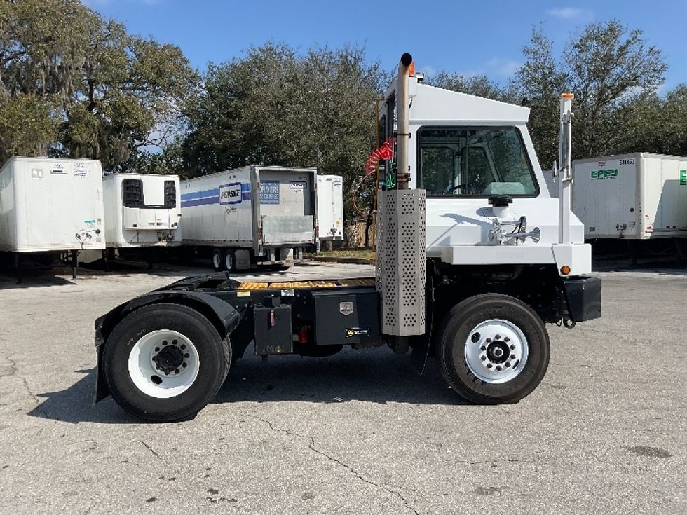 Yard Truck-Heavy Duty Tractors-Capacity Of Texas-2018-SABRE5-Lakeland-FL-30,347\n\t\tmiles-$ 59,750 - Image 8
