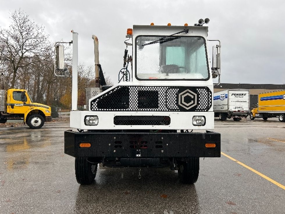 Yard Truck-Heavy Duty Tractors-Capacity Of Texas-2018-TJ5000-Delta-BC-500,099\n\t\tkm-$ 61,750 - Image 2