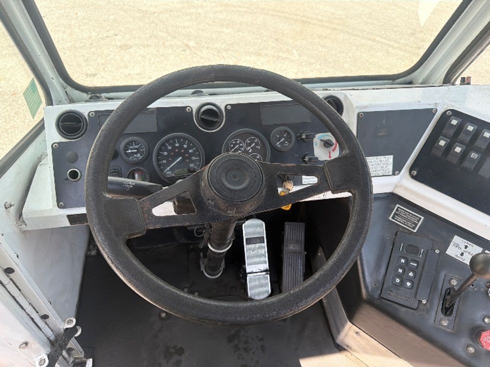 Yard Truck-Heavy Duty Tractors-Capacity Of Texas-2018-TJ5000-Pensacola-FL-42,684\n\t\tmiles-$ 58,500 - Image 11