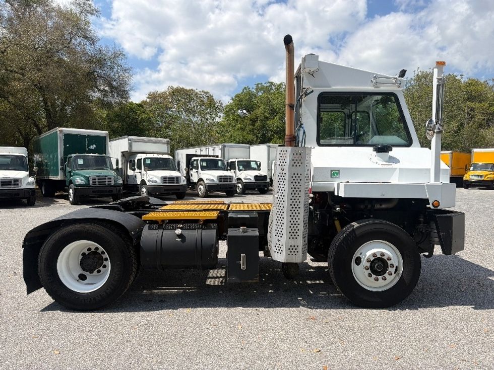 Yard Truck-Heavy Duty Tractors-Capacity Of Texas-2018-TJ5000-Pensacola-FL-42,684\n\t\tmiles-$ 58,500 - Image 8