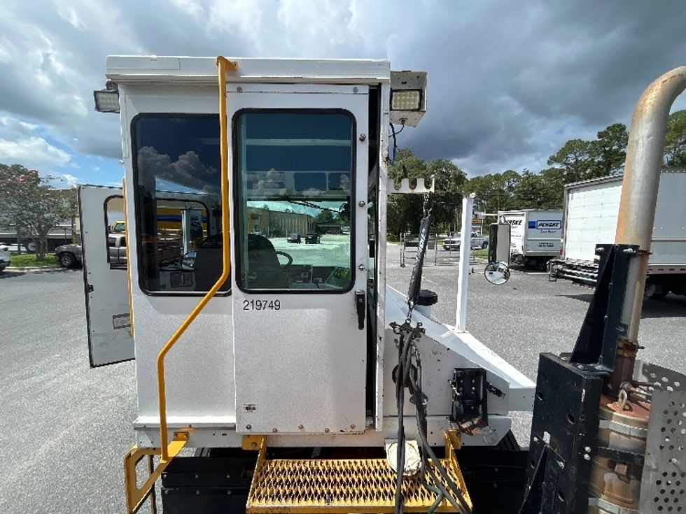 Yard Truck-Heavy Duty Tractors-Capacity Of Texas-2018-TJ5000-Tallahassee-FL-234,218\n\t\tmiles-$ 60,500 - Image 13