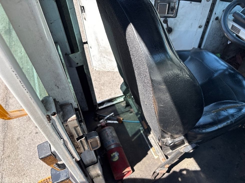 Yard Truck-Heavy Duty Tractors-Capacity Of Texas-2018-TJ6500-Middlefield-OH-98,410\n\t\tmiles-$ 80,000 - Image 10