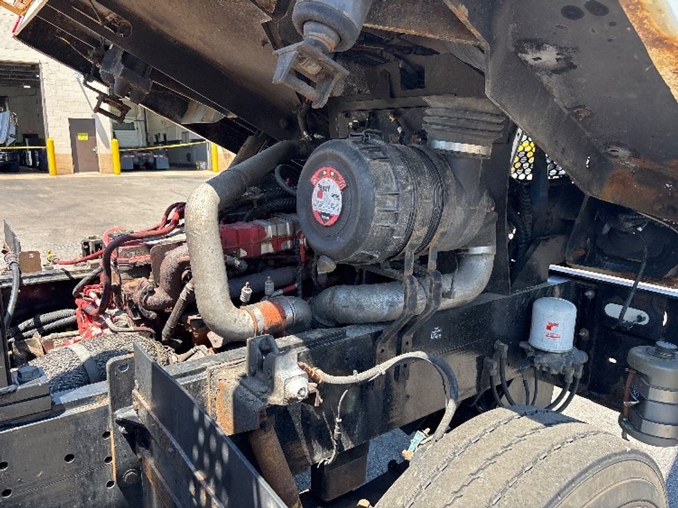 Yard Truck-Heavy Duty Tractors-Capacity Of Texas-2018-TJ6500-Middlefield-OH-98,410\n\t\tmiles-$ 80,000 - Image 15